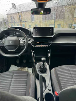 Peugeot 208 1.2i PureTech 100 occasion - Photo 6