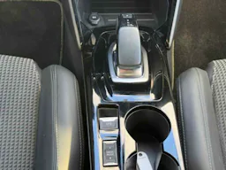 Peugeot 208  II e-208 136ch GT Line / PARFAIT ETAT -- FINANCEMENT POSSIBLE occasion - Photo 6