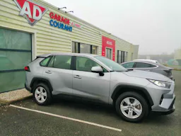 Toyota RAV4 HYBRIDE 218CH ACTIVE 2WD occasion - Photo 1