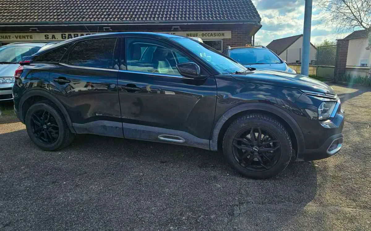 Citroën C4 C4 1.2 PURETECH 130CV EAT8 SHINE occasion