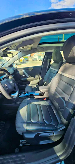 Citroën C4  C4 1.2 PURETECH 130CV EAT8 SHINE occasion - Photo 6