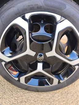 Citroën C3  1.2 TURBO - 100 S&S PLUS occasion - Photo 10