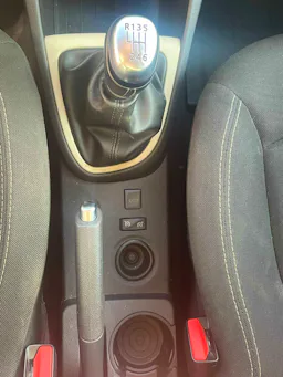 Renault Captur 1.3 TCE 130CV occasion - Photo 17