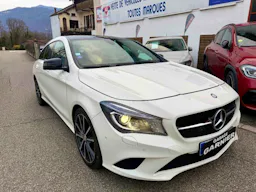 Mercedes Benz Classe CLA Shooting Brake 180 Sensation 7-G DCT occasion - Photo 2