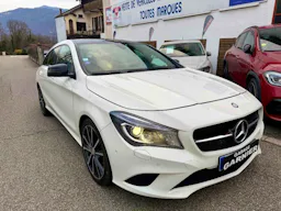 Mercedes Benz Classe CLA  Shooting Brake 180 Sensation 7-G DCT occasion - Photo 2