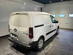 Peugeot Partner  CLUB 1.6L HDI 75CV occasion - Photo 4