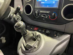 Peugeot Partner CLUB 1.6L HDI 75CV occasion - Photo 9