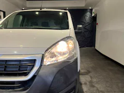 Peugeot Partner  CLUB 1.6L HDI 75CV occasion - Photo 11