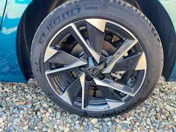 Peugeot 308 HYBRID 145 E-DCS6 ALLURE occasion - Photo 9