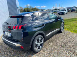 Peugeot 3008 1.2 ESSENCE 130 CV ALLURE occasion - Photo 5