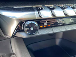 Peugeot 3008 1.2 ESSENCE 130 CV ALLURE occasion - Photo 19