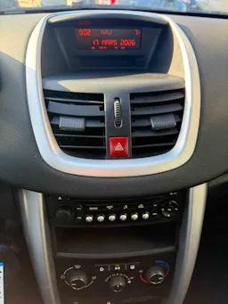 Peugeot 207  1.4 HDI 70 occasion - Photo 7