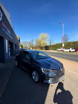 Renault Clio V  Business E-TECH  140 VP occasion - Photo 3