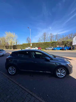 Renault Clio V  Business E-TECH  140 VP occasion - Photo 4