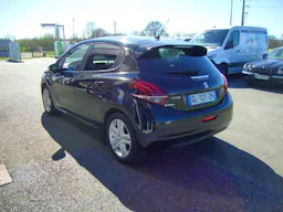 Peugeot 208  1.2 PURETECH 82 CV SIGNATURE occasion - Photo 3