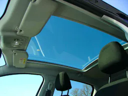 Peugeot 208 1.2 PURETECH 82 CV SIGNATURE occasion - Photo 9