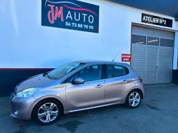 Peugeot 208 1.4i VTi 95 occasion - Photo 1