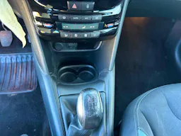 Peugeot 208  1.4i VTi 95 occasion - Photo 7