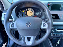 Renault Mégane MEGANE III 1.5 DCi 110 BVA occasion - Photo 5