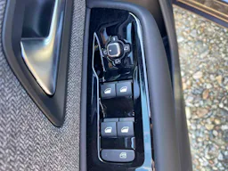 Citroën C5  C5-X 1.2 ESSENCE 130 CV FEEL PACK EAT8 occasion - Photo 10