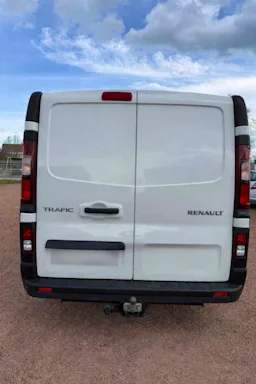 Renault Trafic 1.6 DCI 95 occasion - Photo 2