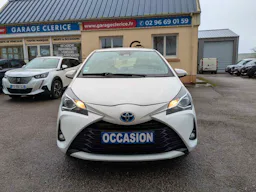 Toyota Yaris  Hybride 100h Dynamic occasion - Photo 2
