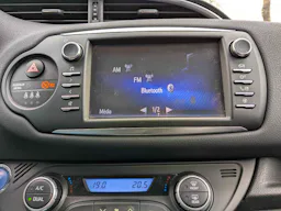 Toyota Yaris  Hybride 100h Dynamic occasion - Photo 20