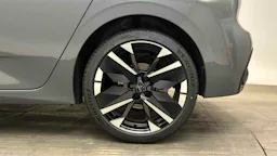 Peugeot 308  BLUEHDI 130 EAT8 GT occasion - Photo 4