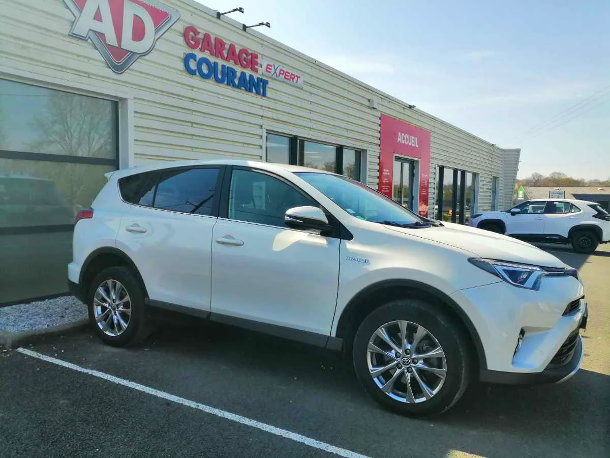 Toyota RAV4 HYBRIDE 197 2WD Lounge occasion