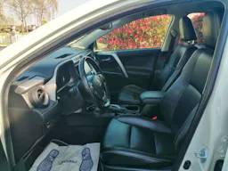 Toyota RAV4  HYBRIDE 197 2WD Lounge occasion - Photo 3