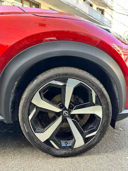 Nissan Juke  NISSAN JUKE II 1.0 DIG-T 114 TEKNA BVM6 Caractéristiques NISSAN JUKE II 1.0 DIG-T 114 TEKNA BVM6 occasion - Photo 13