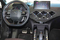 DS DS 3 CROSSBACK  DS3 Crossback HDi 130 EAT8 Performance Line occasion - Photo 6