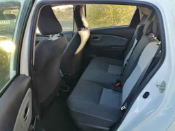 Toyota Yaris  100h Dynamic 5p occasion - Photo 4