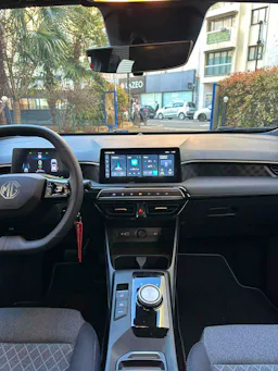 MG MG4 MG3+ 195CH STANDARD HYBRID occasion - Photo 13