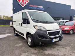 Peugeot Boxer Boxer TOLE 330 L1H1 BLUEHDI 140 S&S ASPHALT TVA RECUPERABLE occasion - Photo 4