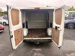 Peugeot Boxer  Boxer TOLE 330 L1H1 BLUEHDI 140 S&S ASPHALT TVA RECUPERABLE occasion - Photo 7