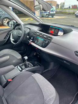 Citroën Grand C4 Picasso  HDI 130 FEEL occasion - Photo 4