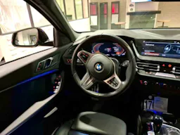 BMW Série 1  III (F40) 118iA 136ch M Sport DKG7 occasion - Photo 3