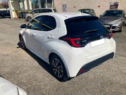Toyota Yaris  Hybrid 116 Design occasion - Photo 3