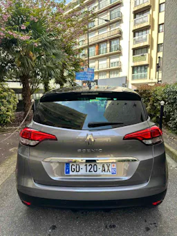 Renault Scenic SCENIC IV 1.3 TCE 140 FAP LIMITED EDC occasion - Photo 6