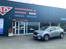 Peugeot 2008  1.5 BHDI 130cv EAT8 Active business occasion - Photo 1