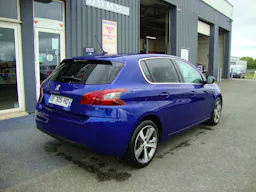 Peugeot 308 II 1.5 BLUEHDI 130 CV ALLURE occasion - Photo 4