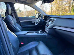 Volvo XC90 T8 455ch AWD ULTIMATE CHROME 7 PLACES*TOIT OUVRANT*ATTELAGE ELECTRIQUE* occasion - Photo 4