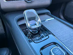 Volvo XC90  T8 455ch AWD ULTIMATE CHROME 7 PLACES*TOIT OUVRANT*ATTELAGE ELECTRIQUE* occasion - Photo 10