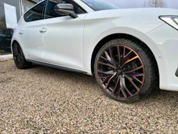 Cupra Leon 1.4 EHYBRID VZ CUP 245ch DSG6 *SIEGES SPORT F1*CAMERA DE RECUL* occasion - Photo 7