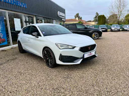 Cupra Leon  1.4 EHYBRID VZ CUP 245ch DSG6 *SIEGES SPORT F1*CAMERA DE RECUL* occasion - Photo 17