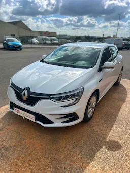 Renault Mégane 1.5 BLUE DCI 115 BUSINESS occasion - Photo 2