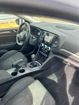 Renault Mégane 1.5 BLUE DCI 115 BUSINESS occasion - Photo 4