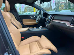 Volvo V60 B4 197ch CROSS COUNTRY PRO AWD BVA *TOIT OUVRANT*ATTELAGE ELECTRIQUE* occasion - Photo 5