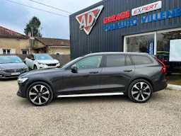 Volvo V60  B4 197ch CROSS COUNTRY PRO AWD BVA *TOIT OUVRANT*ATTELAGE ELECTRIQUE* occasion - Photo 19